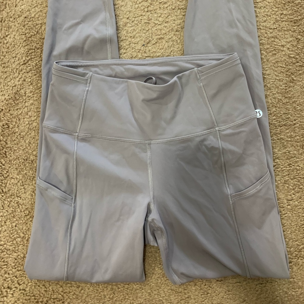 Lululemon 25” Fast and Free Legging - Size 6